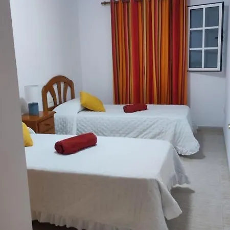 Vakantiehuis Casa La Orilla 1 *